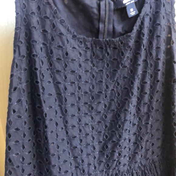 Sleeveless Summer Dress - Picture 2 of 2